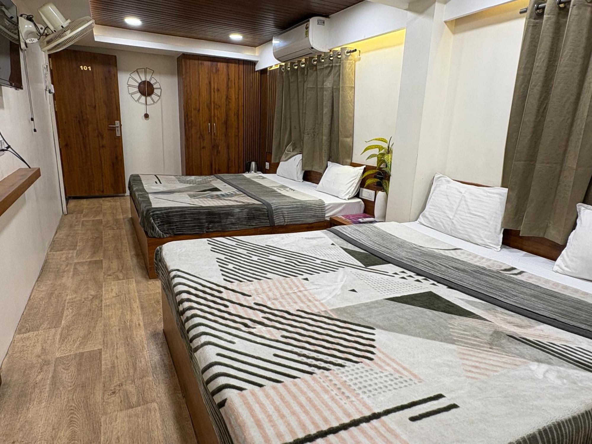 Hotel Anantshree Ujjain Luaran gambar