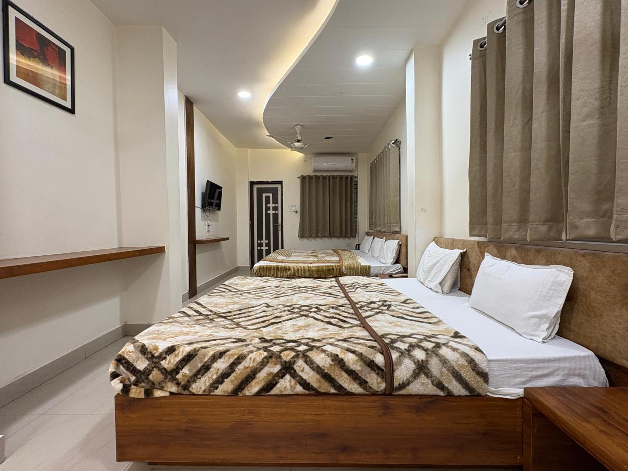 Hotel Anantshree Ujjain Luaran gambar