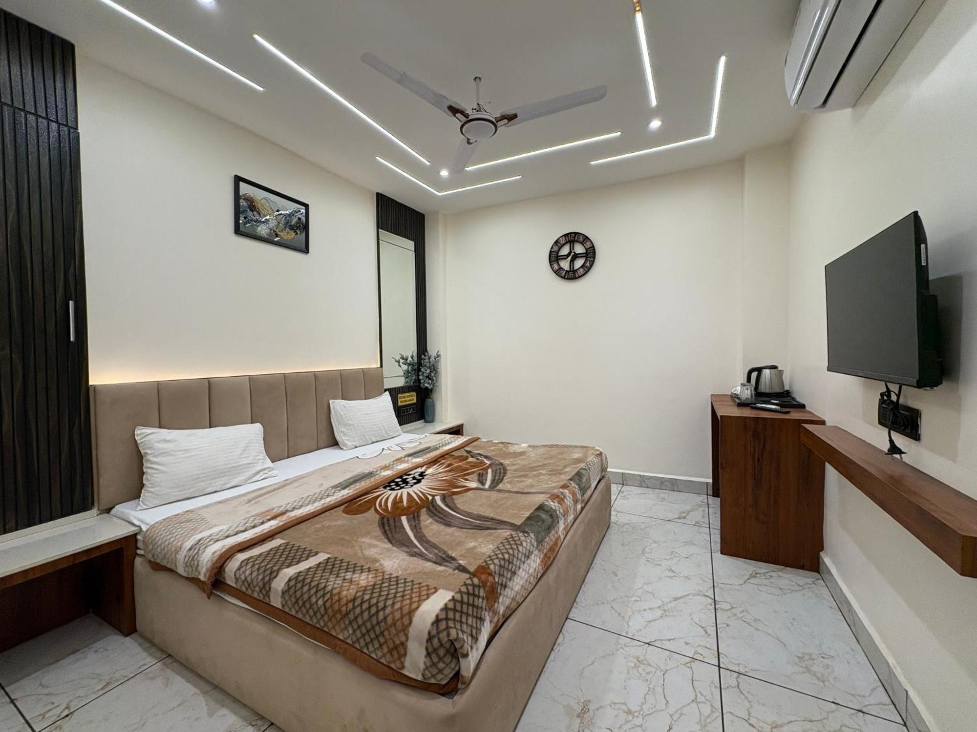 Hotel Anantshree Ujjain Luaran gambar