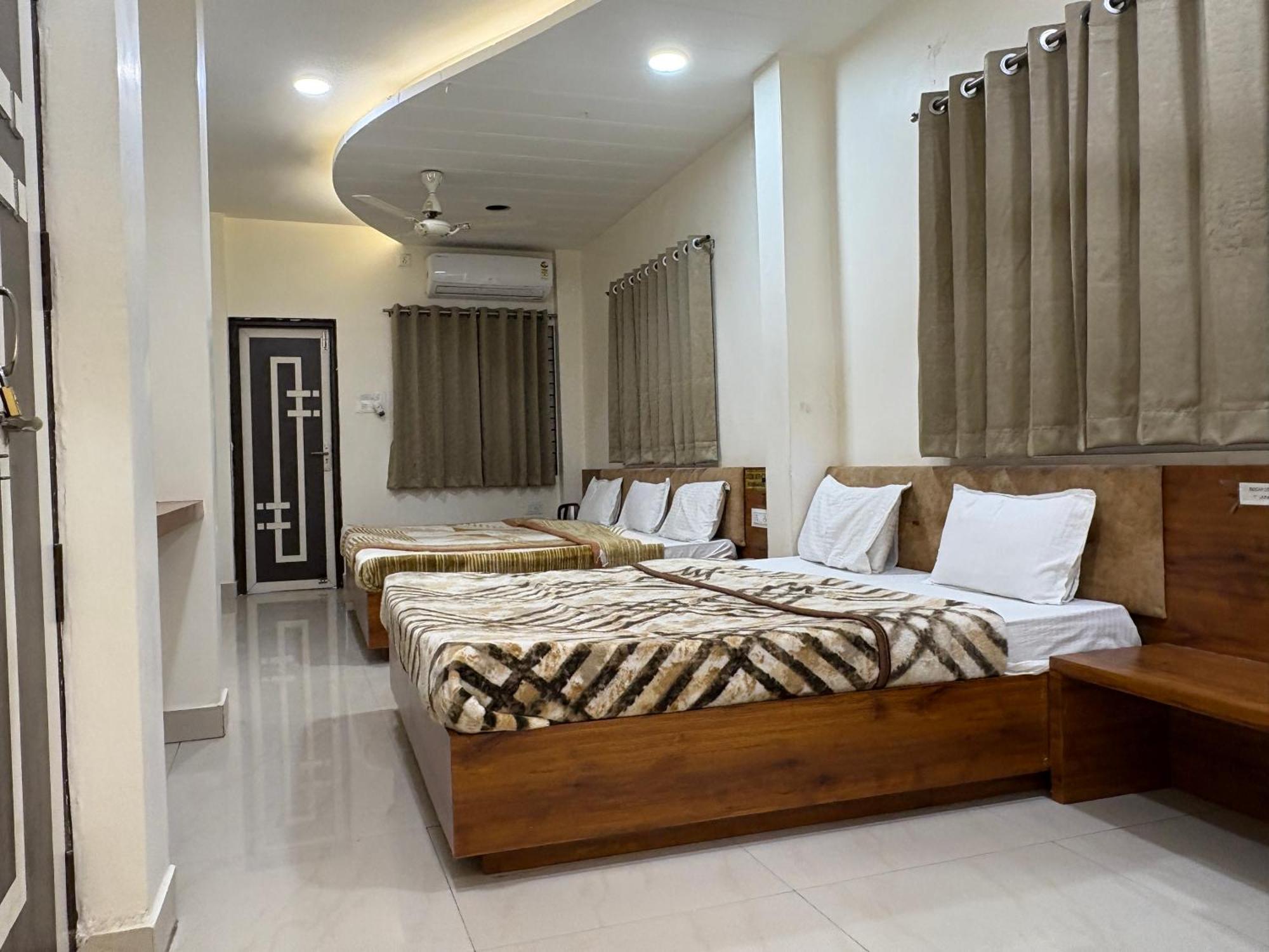 Hotel Anantshree Ujjain Luaran gambar