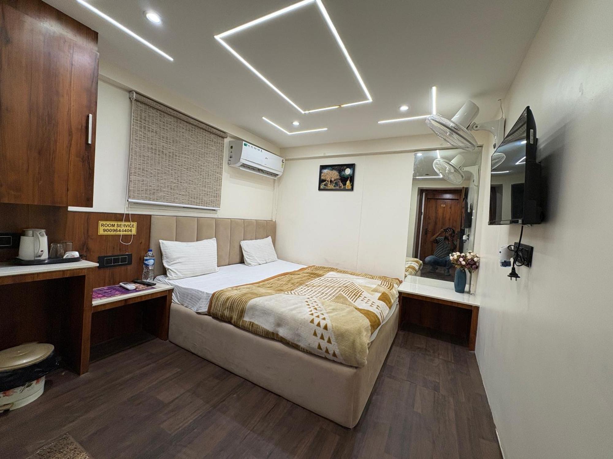 Hotel Anantshree Ujjain Luaran gambar