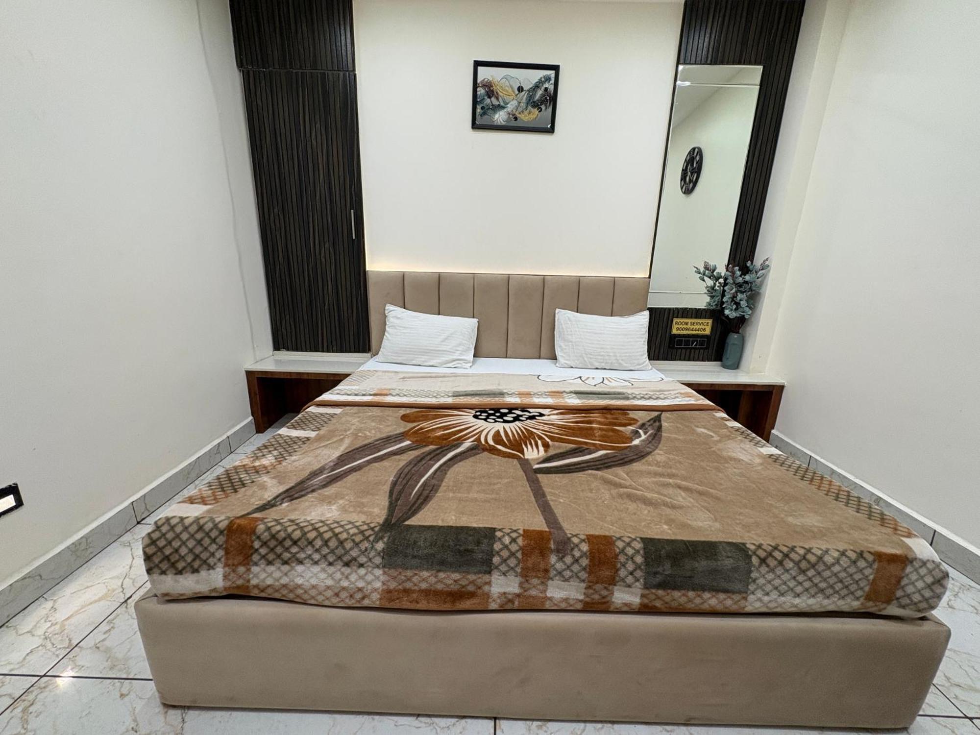 Hotel Anantshree Ujjain Luaran gambar