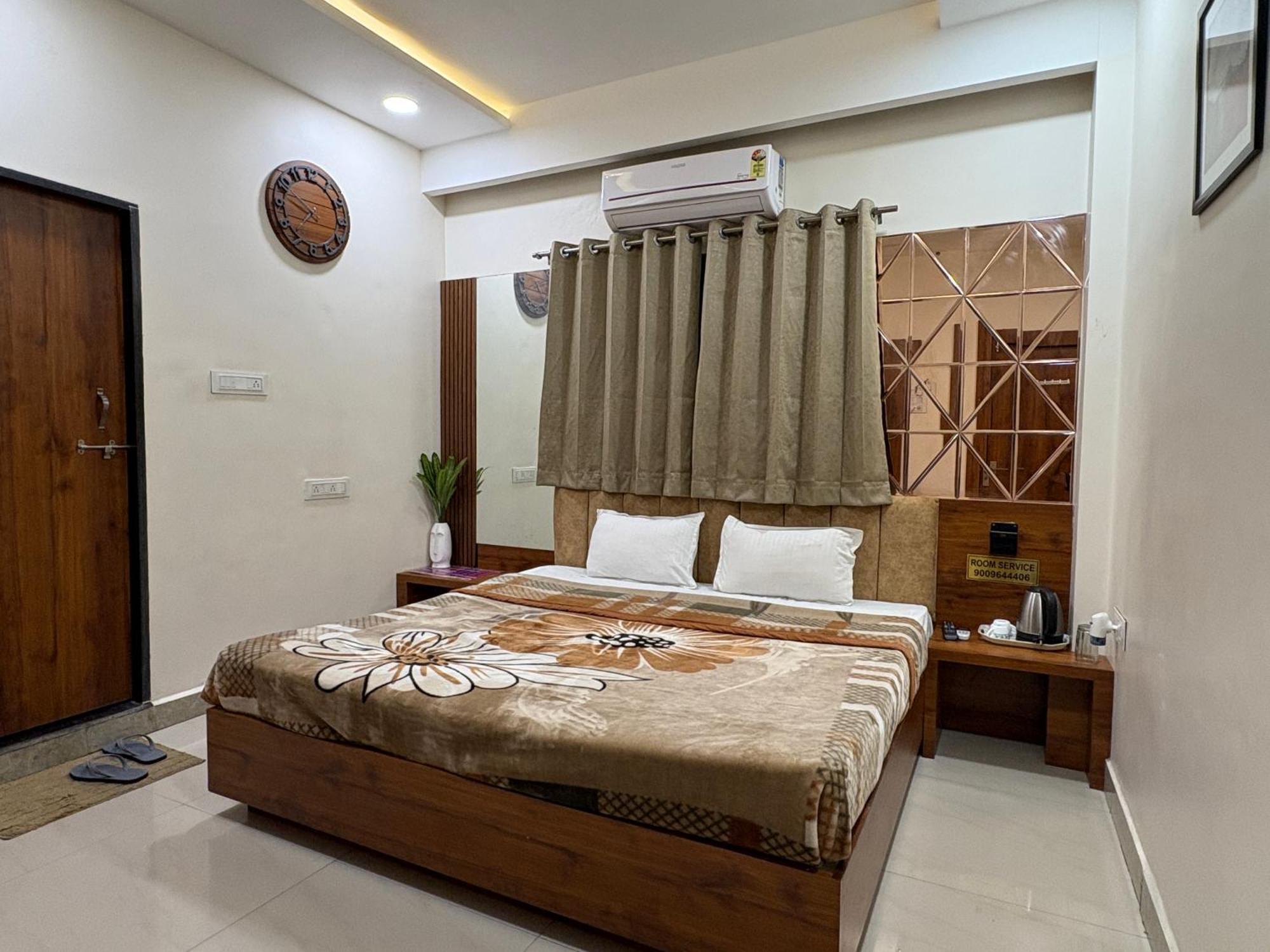 Hotel Anantshree Ujjain Luaran gambar